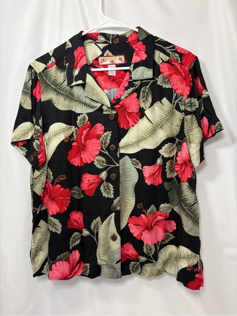 Caribbean Joe Black Hawaiian Button Down Shirt with Red Hibiscus Women’s LP